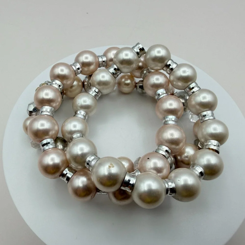 Vintage Y2K Silver Tone Faux Pearl Stretch Beaded Bracelet‎ Women's Jewelry